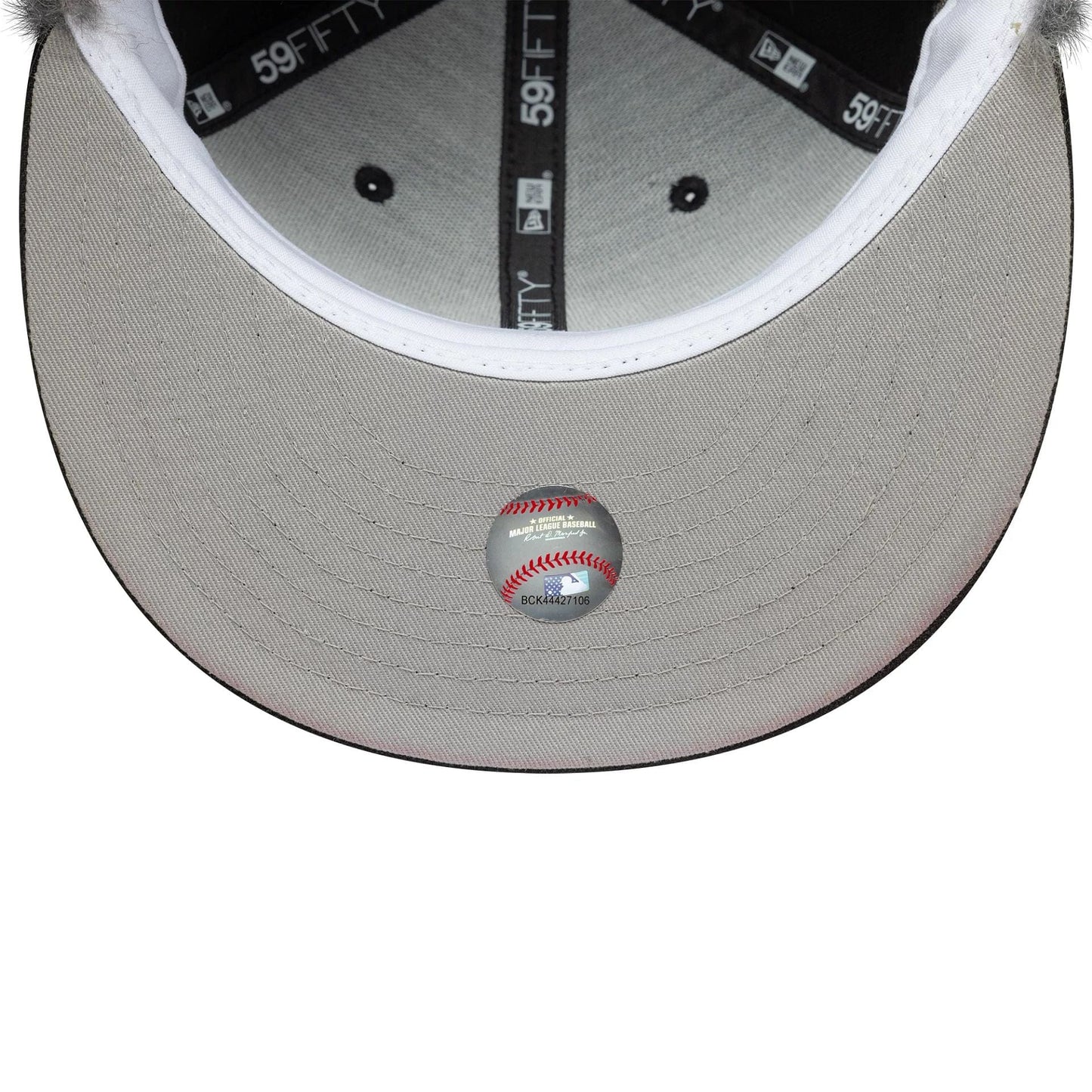 This is a New York Yankees MLB World Series Black Dogear 59FIFTY Fitted Cap 9