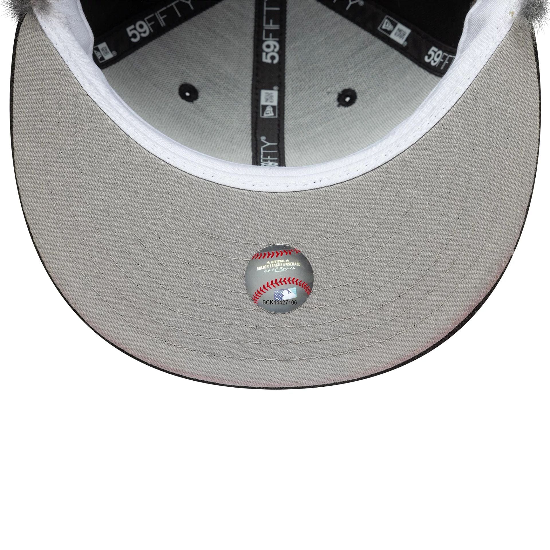 This is a New York Yankees MLB World Series Black Dogear 59FIFTY Fitted Cap 9