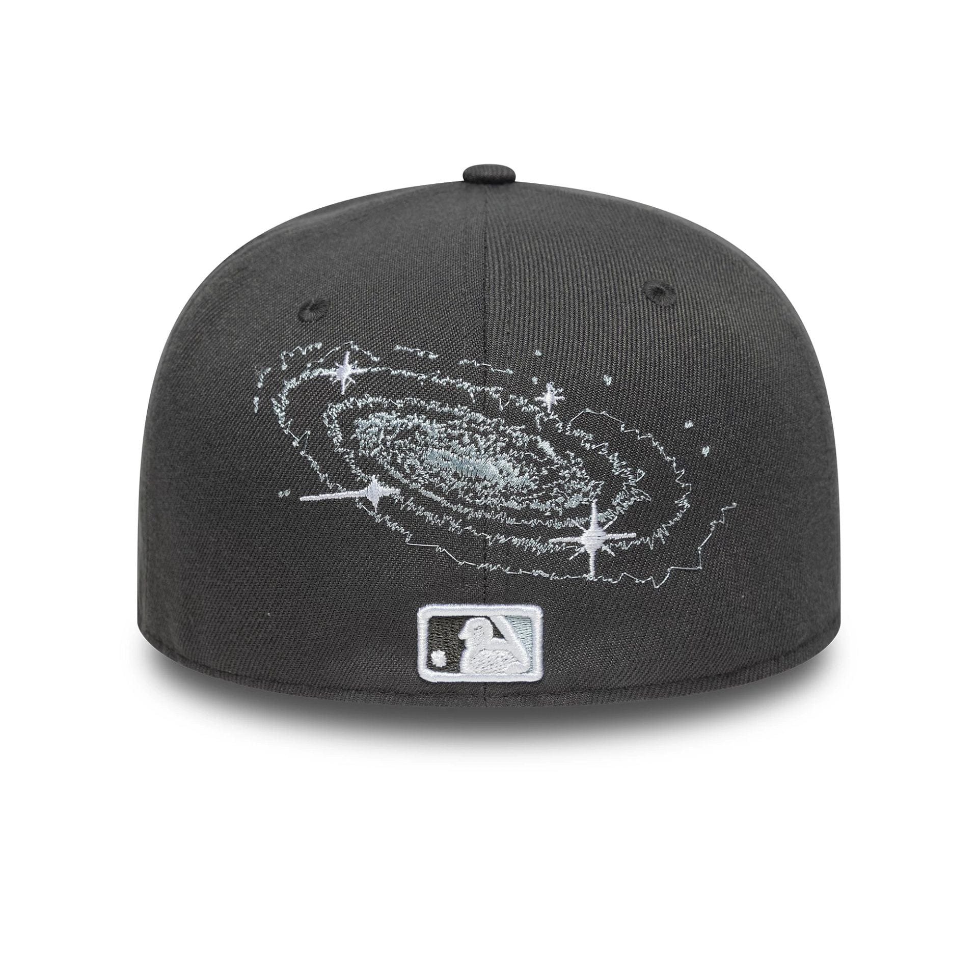 This is a New York Yankees MLB Planet Icon Charcoal 59FIFTY Fitted Cap 2