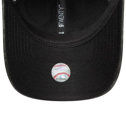 This is a New York Yankees Womens MLB Worn PU Black 9TWENTY Adjustable Cap 5