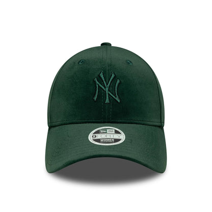 This is a New York Yankees Womens MLB Velour Dark Green 9FORTY Adjustable Cap 2