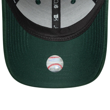 This is a New York Yankees Womens MLB Velour Dark Green 9FORTY Adjustable Cap 5