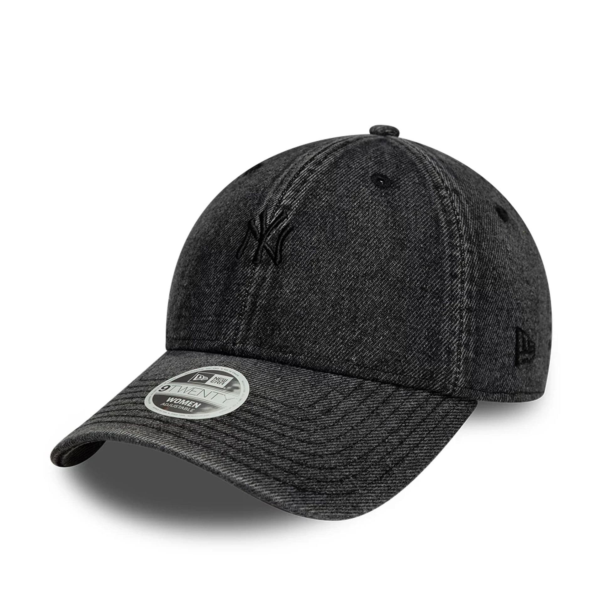 This is a New York Yankees Womens MLB Denim Black 9TWENTY Adjustable Cap 1