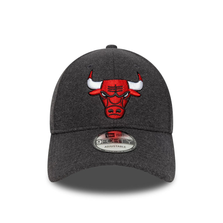 This is a Chicago Bulls NBA Melton Dark Grey 9FORTY Adjustable Cap 2