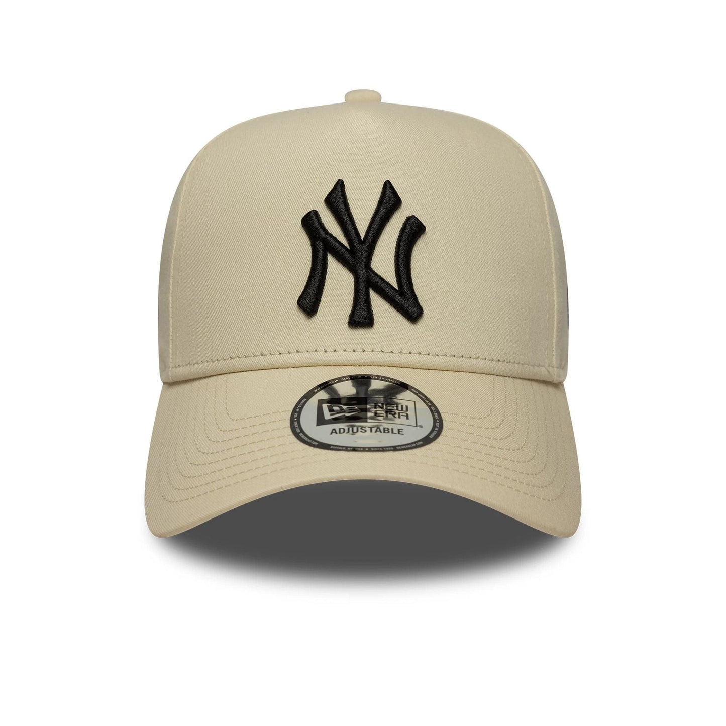 This is a New York Yankees MLB Sidepatch Light Beige 9FORTY E-Frame Adjustable Cap 2