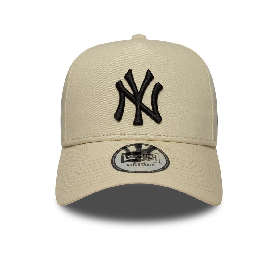 This is a New York Yankees MLB Sidepatch Light Beige 9FORTY E-Frame Adjustable Cap 2