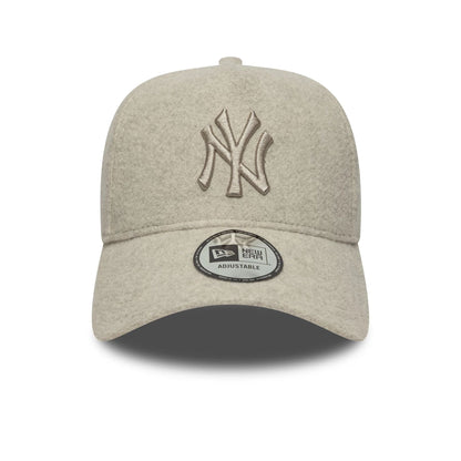 This is a New York Yankees MLB Melton Cream 9FORTY E-Frame Adjustable Cap 2
