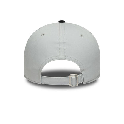 This is a Las Vegas Raiders NFL Sidepatch Grey 9FORTY Adjustable Cap 5