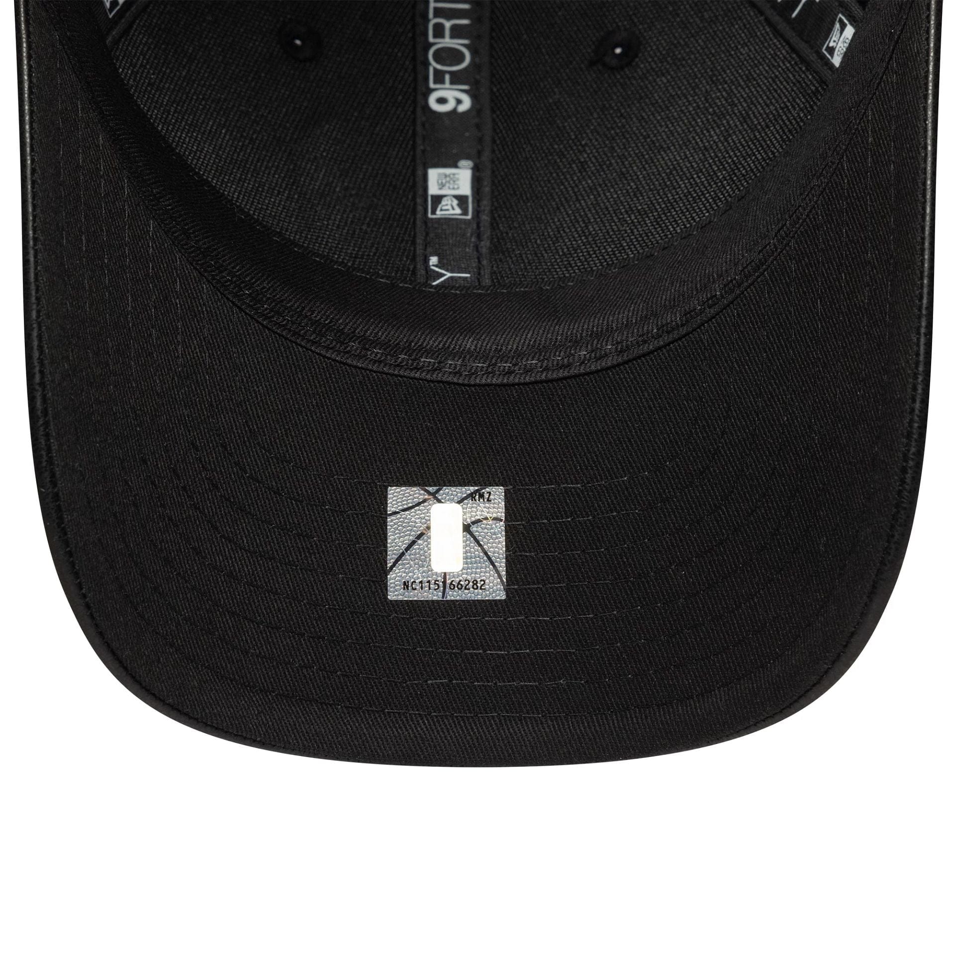 This is a Chicago Bulls NBA PU Black 9FORTY M-Crown Adjustable Cap 5