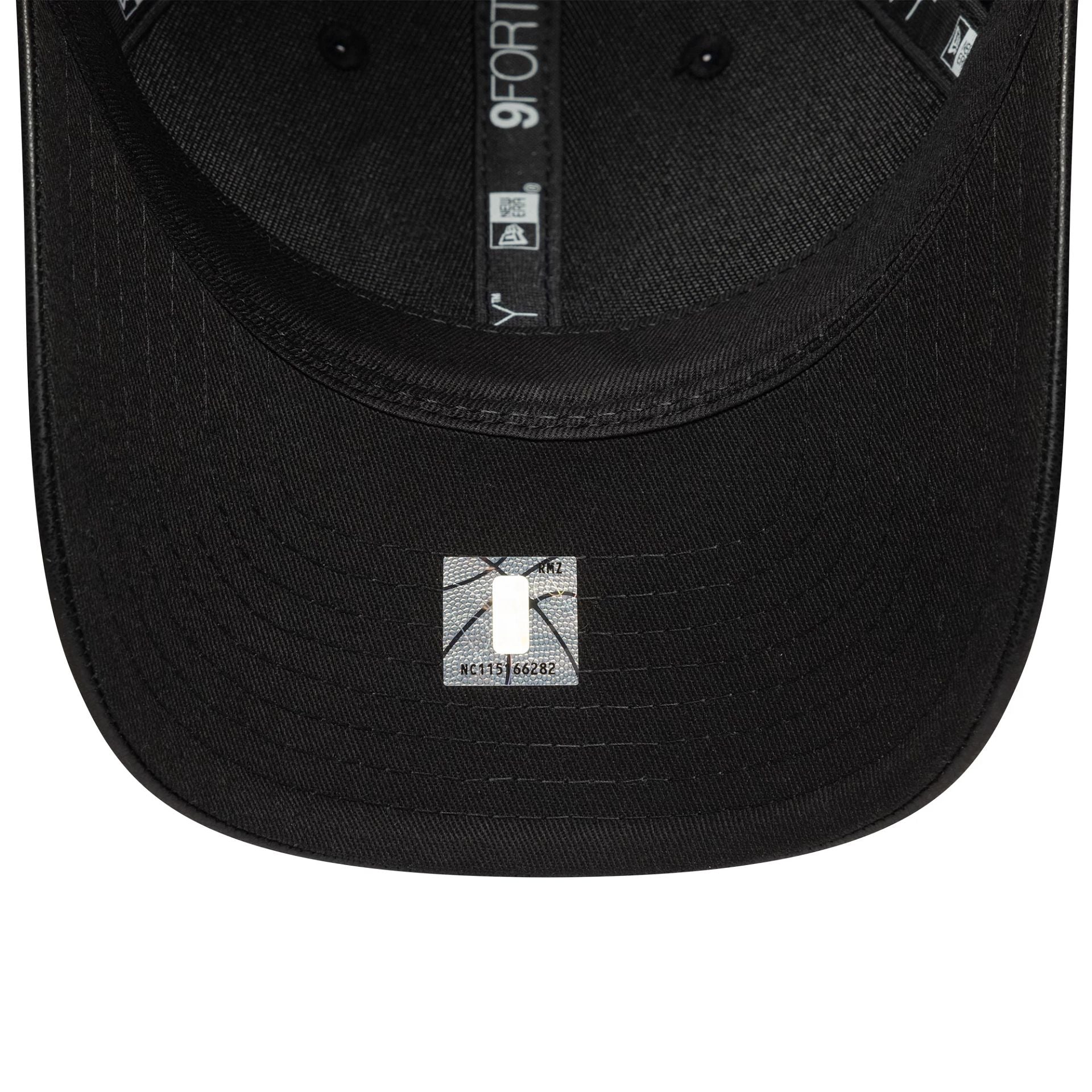 This is a Chicago Bulls NBA PU Black 9FORTY M-Crown Adjustable Cap 5