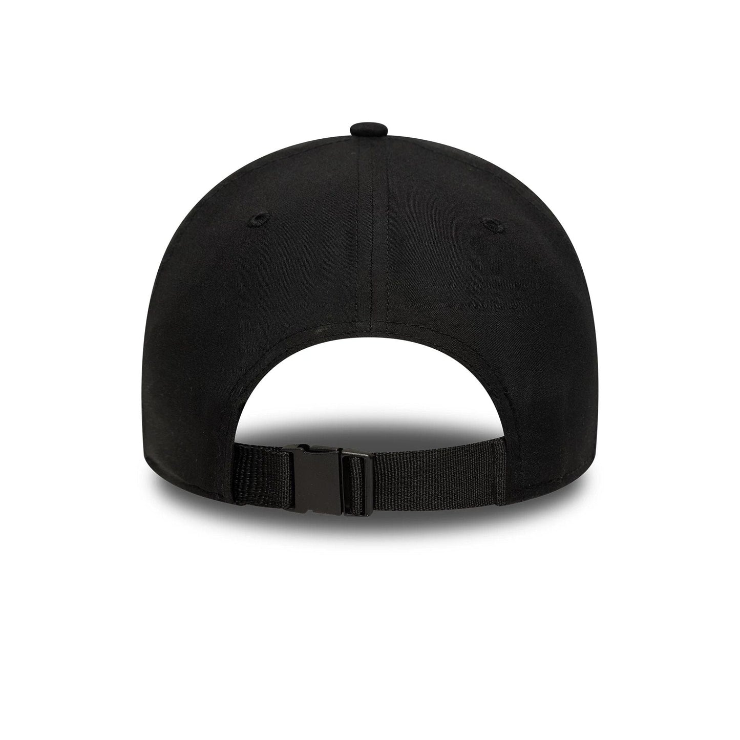 This is a Chicago Bulls NBA Pin Black 9FORTY Adjustable Cap 4