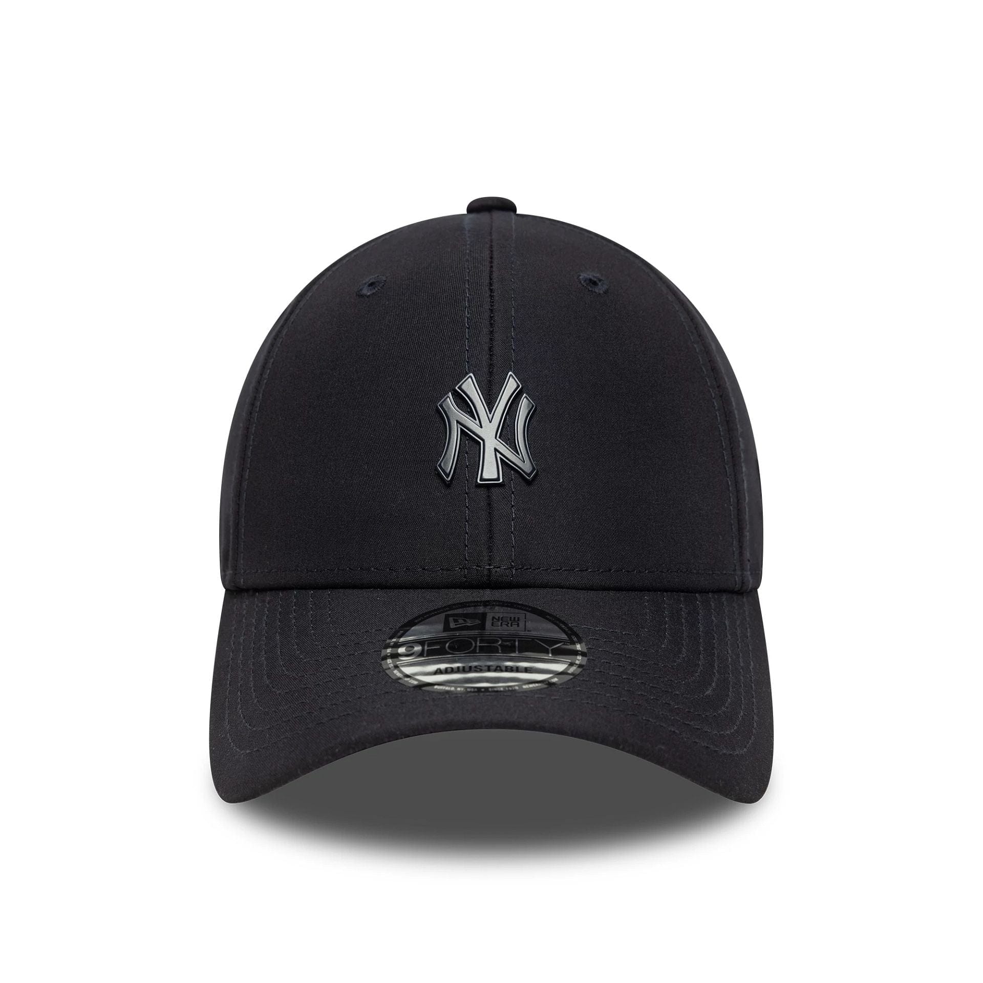 This is a New York Yankees MLB Pin Navy 9FORTY Adjustable Cap 2