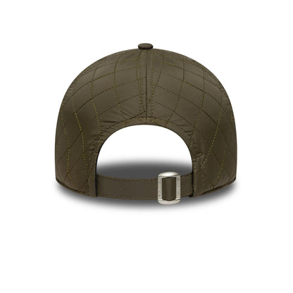 This is a New York Yankees Youth MLB Quilted Dark Green 9FORTY Adjustable Cap 4