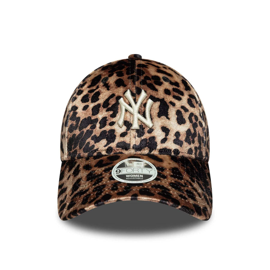 This is a New York Yankees Womens MLB Leo Velour Dark Brown 9FORTY Adjustable Cap 3