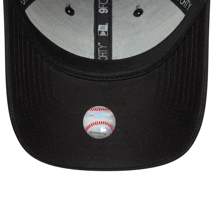 This is a New York Yankees MLB Team Outline Black 9FORTY Adjustable Cap 5
