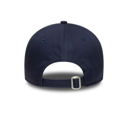 This is a New York Yankees MLB League Essential Navy 9TWENTY Adjustable Cap 4