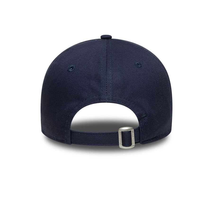 This is a New York Yankees MLB League Essential Navy 9TWENTY Adjustable Cap 4