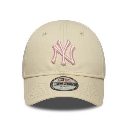This is a New York Yankees Infant MLB League Essential Cream 9FORTY Adjustable Cap 2