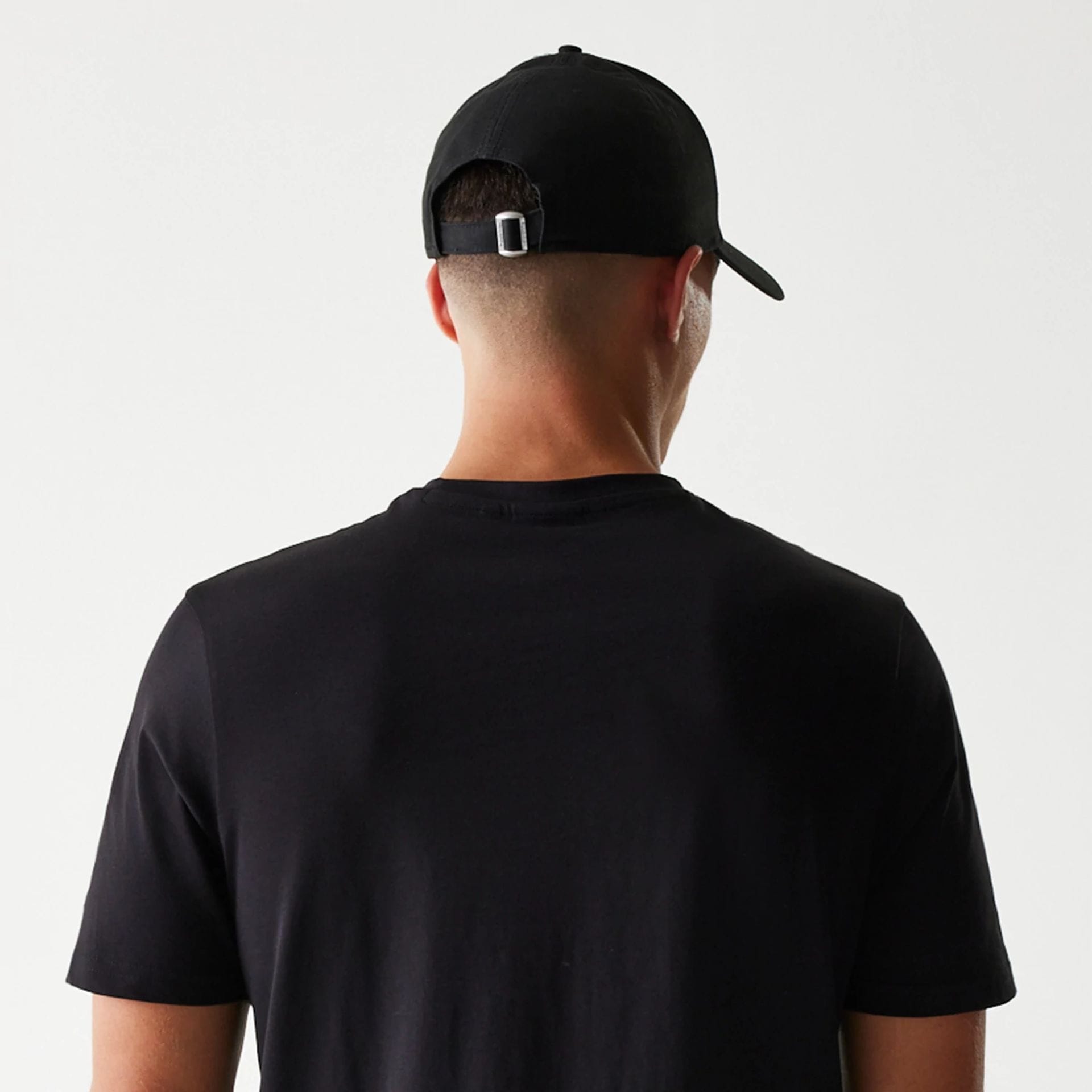 The Male model is wearing LA Lakers NBA Flame Graphic Black T-Shirt 7