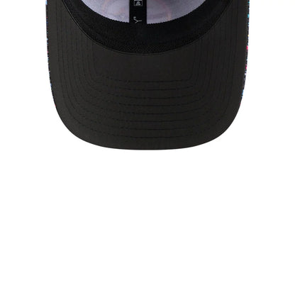 This is a Pittsburgh Steelers NFL Crucial Catch 2025 Black 39THIRTY Stretch Fit Cap 7