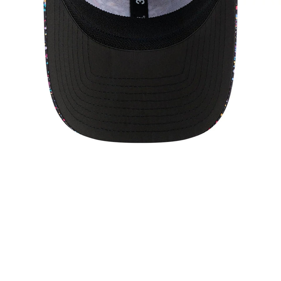 This is a Jacksonville Jaguars NFL Crucial Catch 2025 Black 39THIRTY Stretch Fit Cap 5