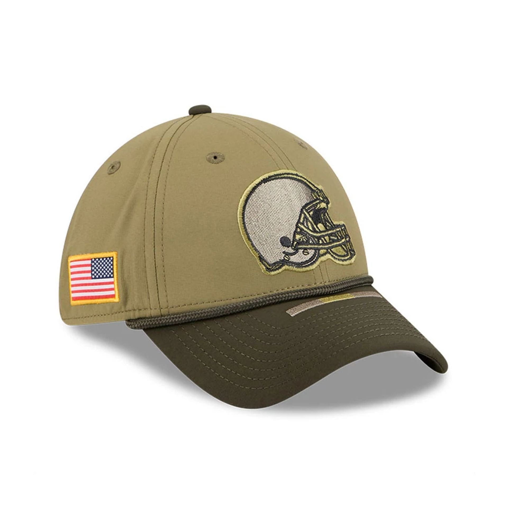 This is a Cleveland Browns NFL Salute To Service 2025 Dark Green 39THIRTY Stretch Fit Cap 1