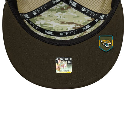 This is a Jacksonville Jaguars NFL Salute To Service 2025 Dark Green 9FIFTY Split Panel Snapback Adjustable Cap 2