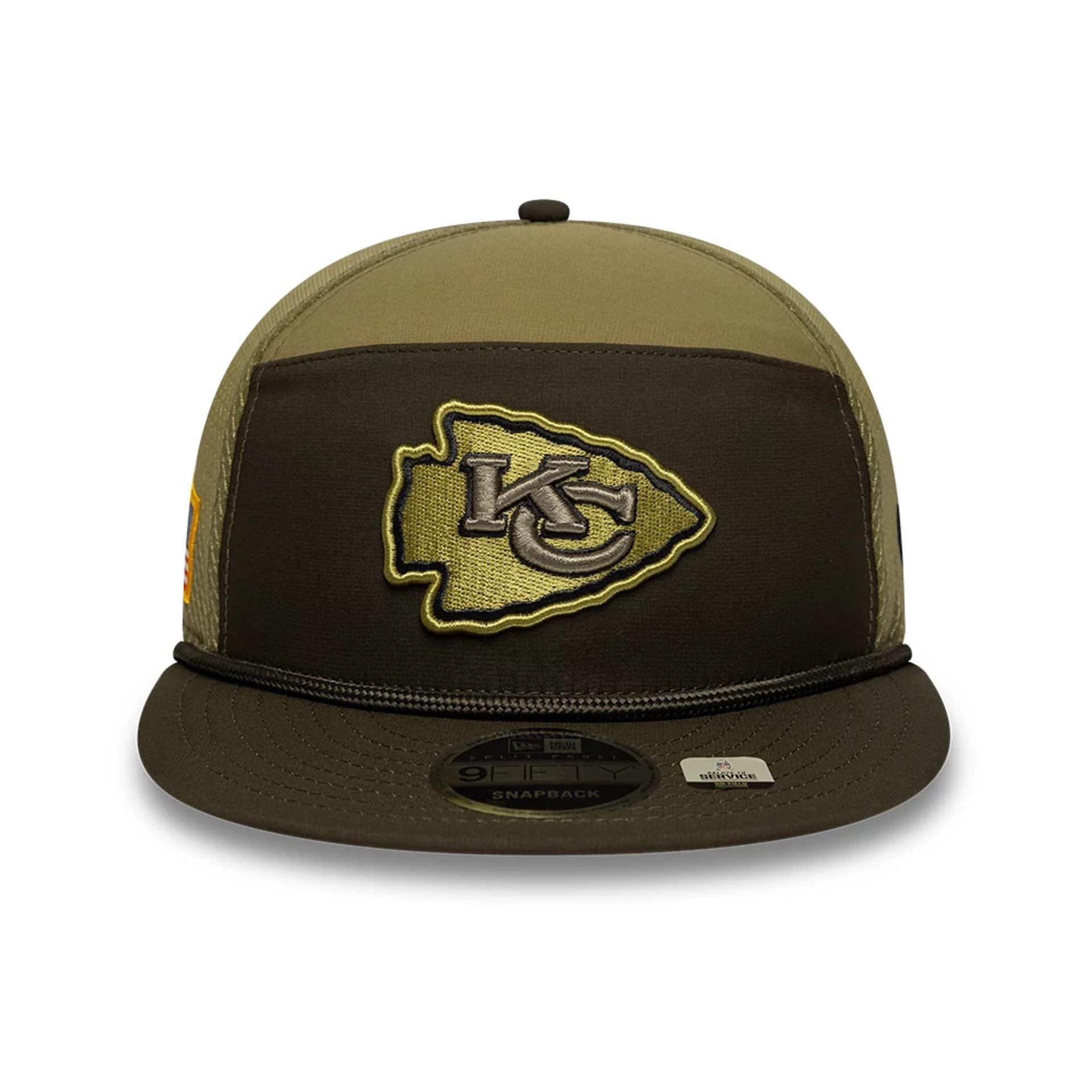 This is a Kansas City Chiefs NFL Salute To Service 2025 Dark Green 9FIFTY Split Panel Snapback Adjustable Cap 3