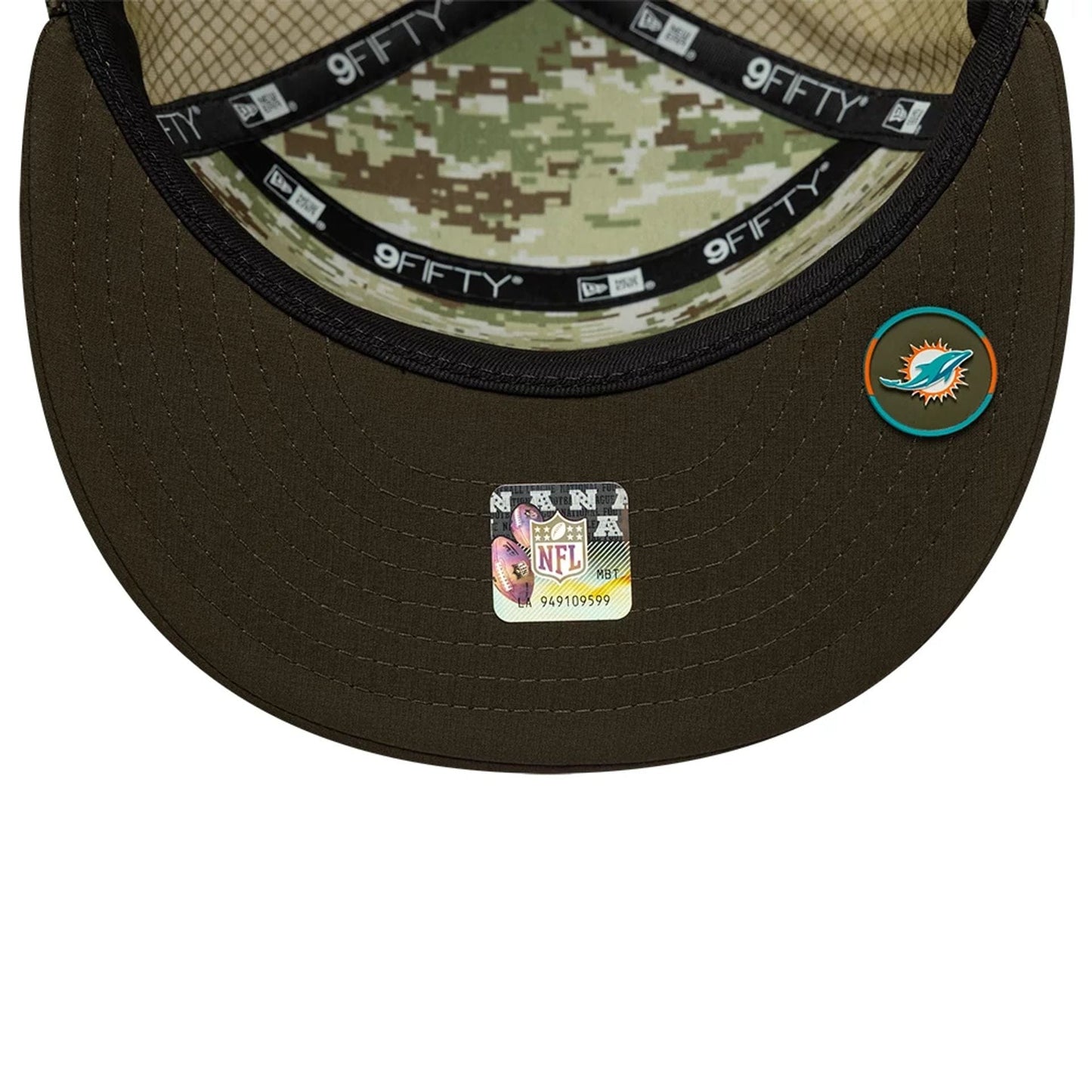 This is a Miami Dolphins NFL Salute To Service 2025 Dark Green 9FIFTY Split Panel Snapback Adjustable Cap 2