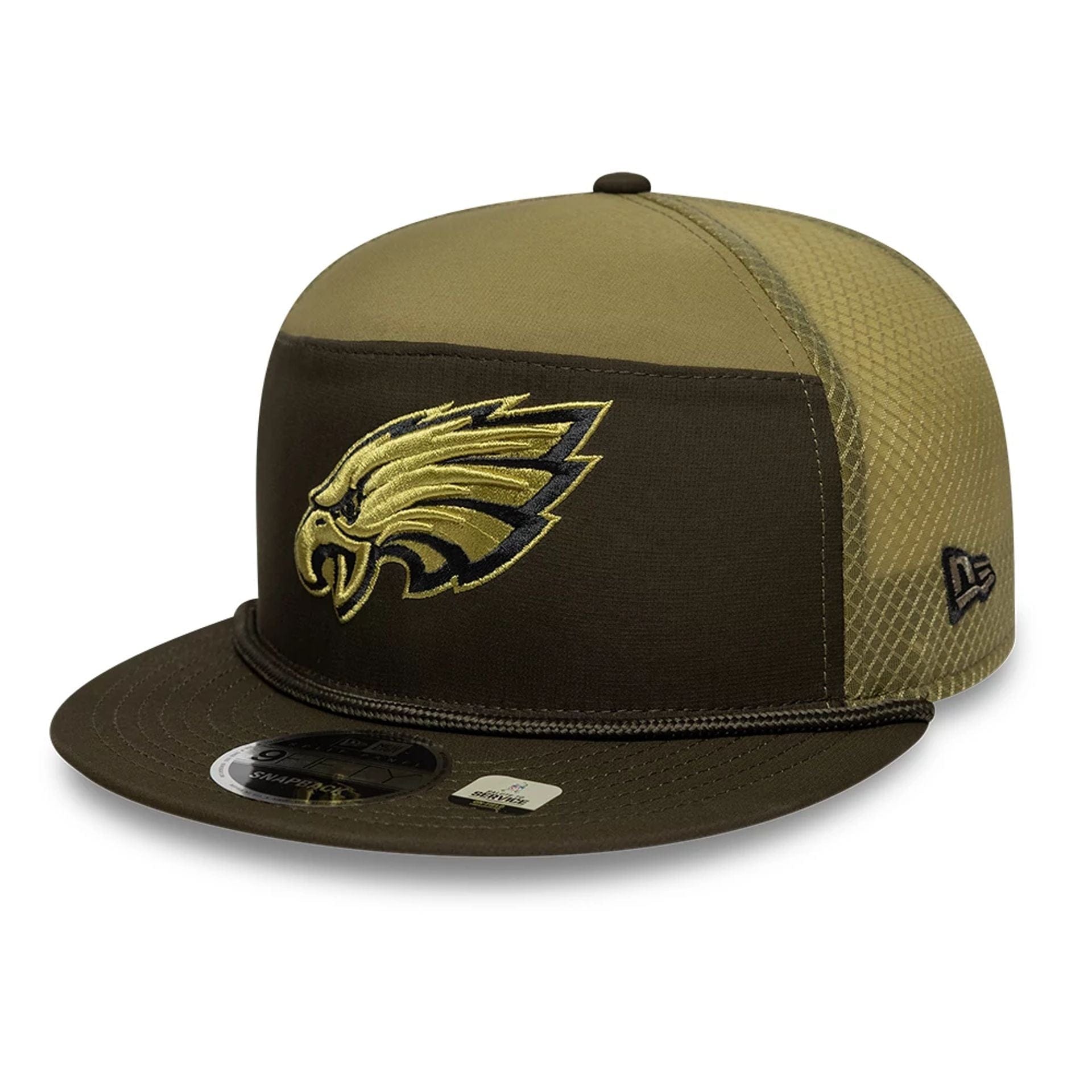 This is a Philadelphia Eagles NFL Salute To Service 2025 Dark Green 9FIFTY Split Panel Snapback Adjustable Cap 4