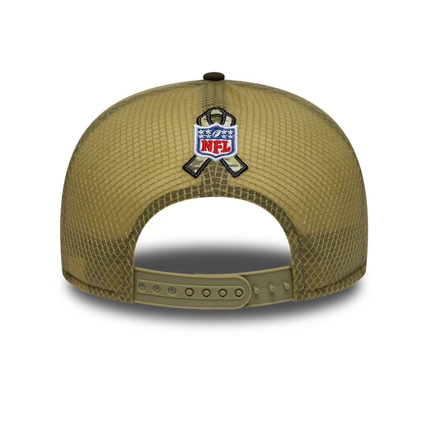 This is a Philadelphia Eagles NFL Salute To Service 2025 Dark Green 9FIFTY Split Panel Snapback Adjustable Cap 7
