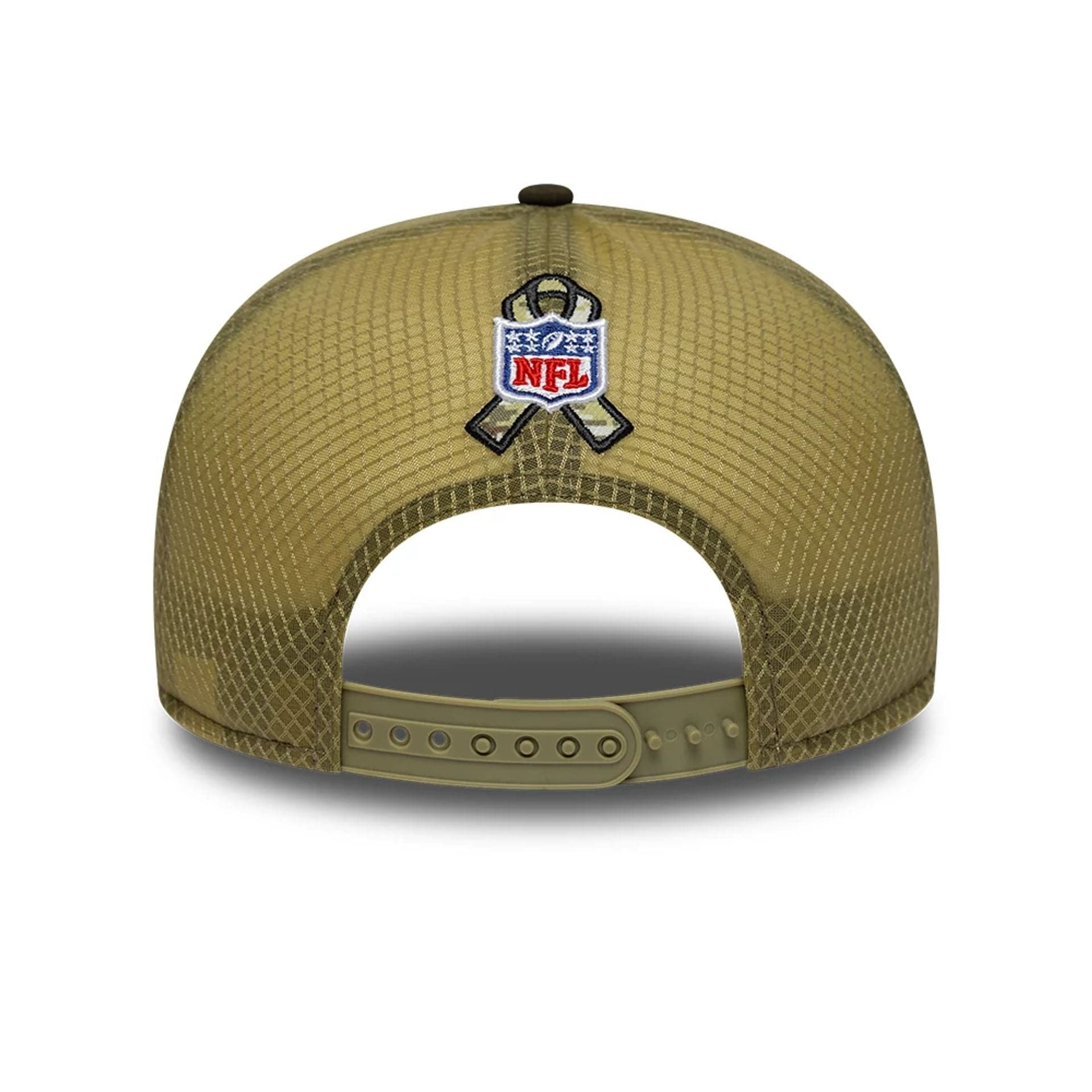 This is a Philadelphia Eagles NFL Salute To Service 2025 Dark Green 9FIFTY Split Panel Snapback Adjustable Cap 7