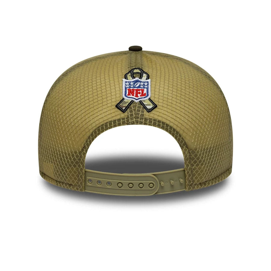 This is a Philadelphia Eagles NFL Salute To Service 2025 Dark Green 9FIFTY Split Panel Snapback Adjustable Cap 7