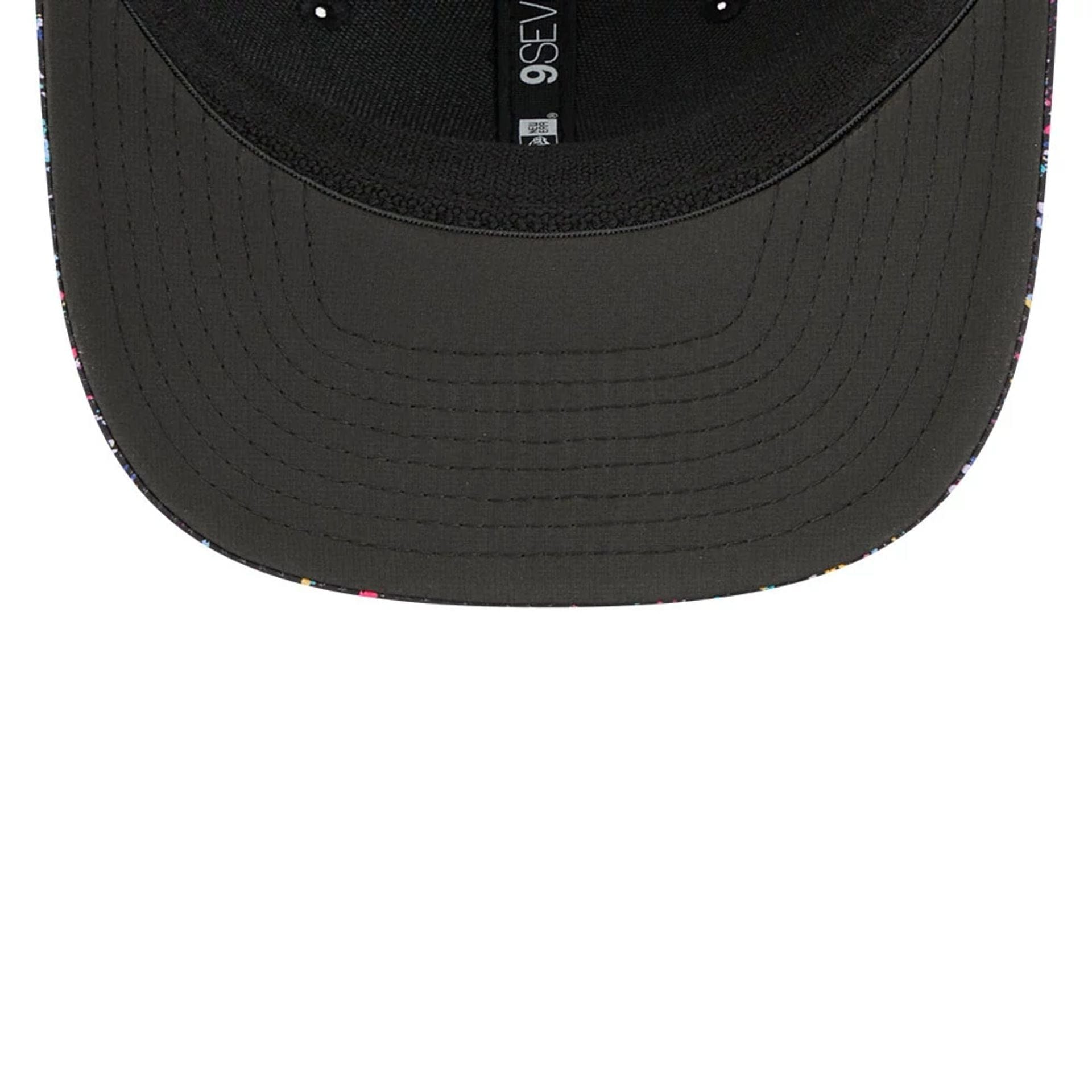 This is a New York Jets NFL Crucial Catch 2025 Black 9SEVENTY Stretch Snap Adjustable Cap 7