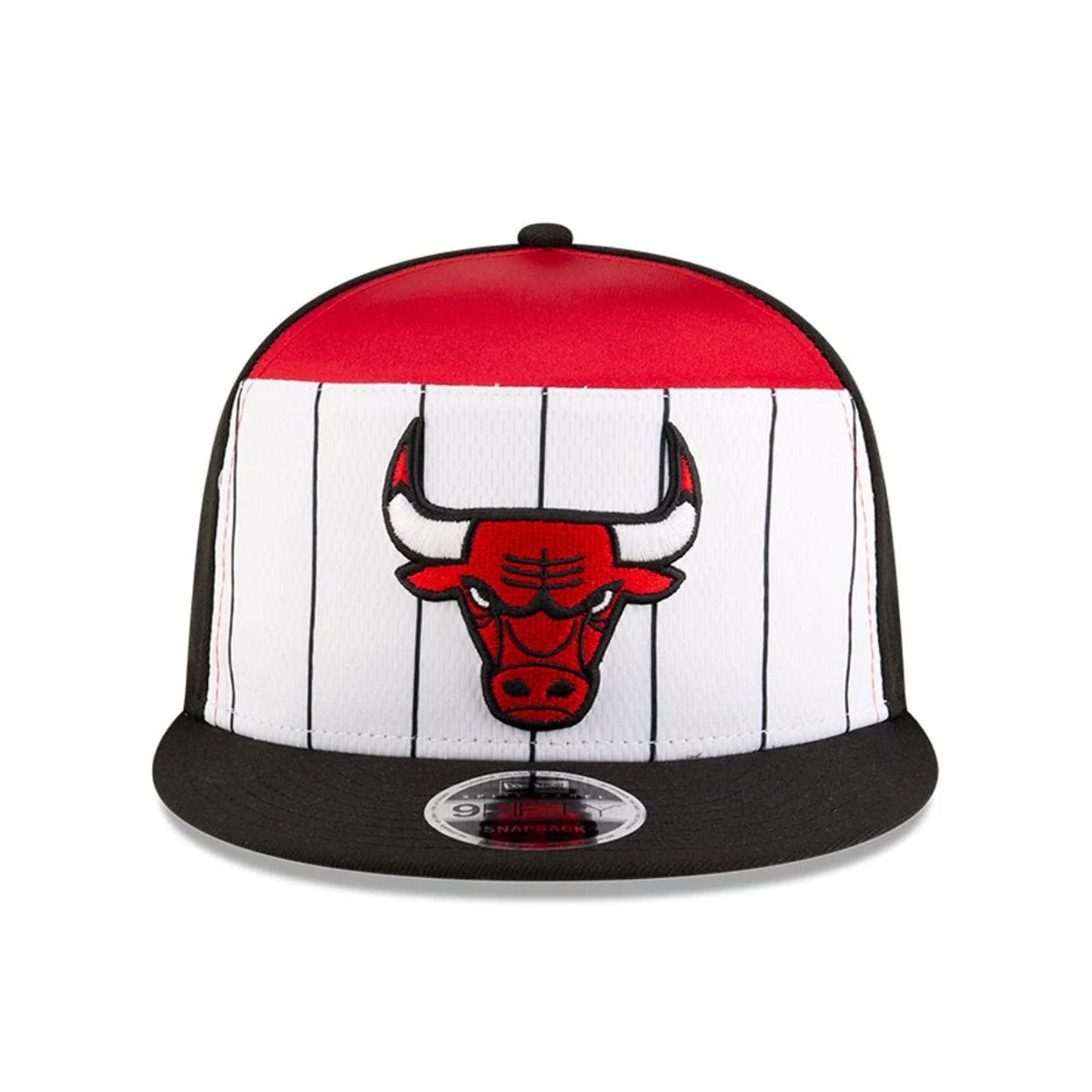 This is a Chicago Bulls NBA Tip Off 2025 Black 9FIFTY Split Panel Snapback Adjustable Cap 3
