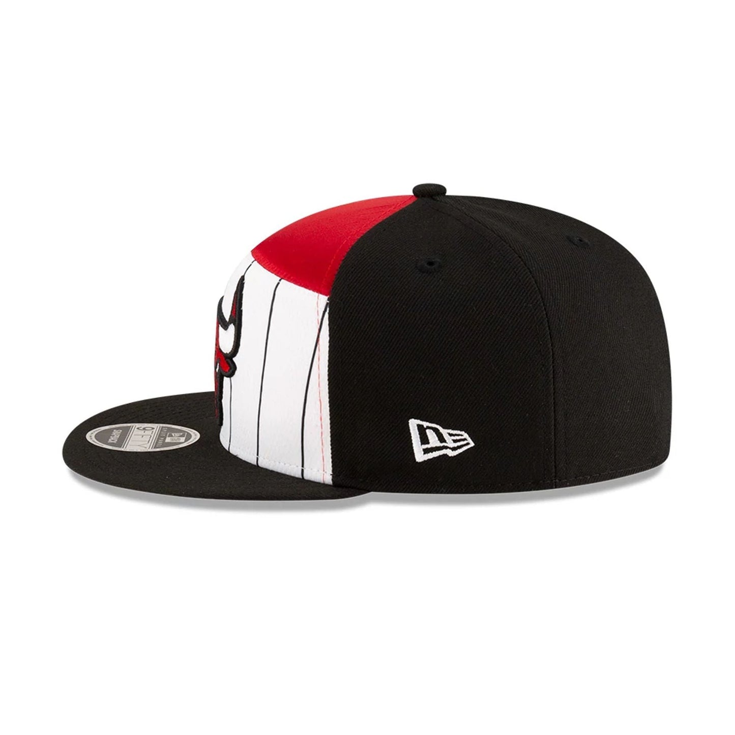 This is a Chicago Bulls NBA Tip Off 2025 Black 9FIFTY Split Panel Snapback Adjustable Cap 5
