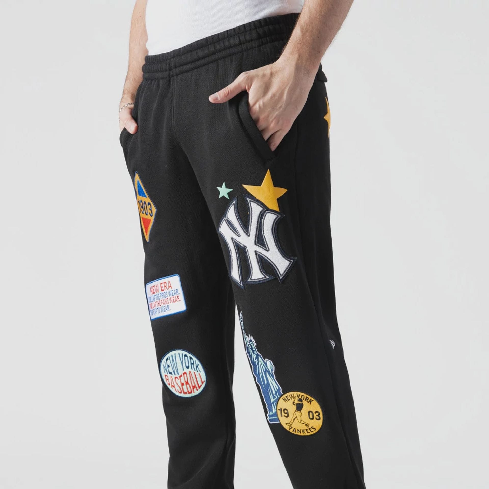 LÝFT×MLB New York Yankees pants MLB x Uptown Threads New York Yankees Black Joggers | NEC EU