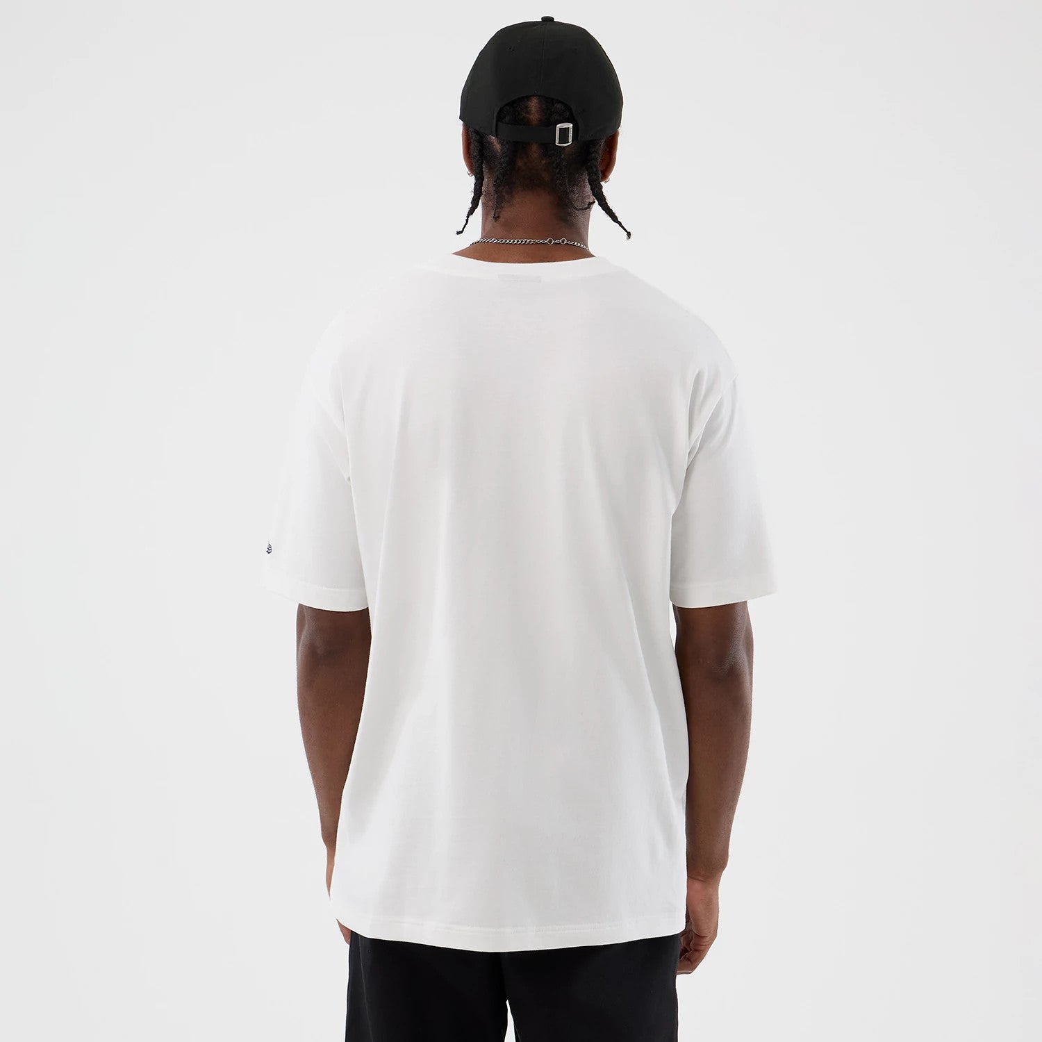 The Male model is wearing New York Yankees Cooperstown MLB Sport Classic White T-Shirt 2