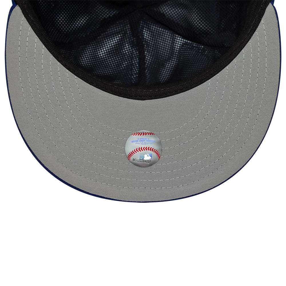 This is a LA Dodgers MLB Gore-Tex Dark Blue 59FIFTY Fitted Cap 2