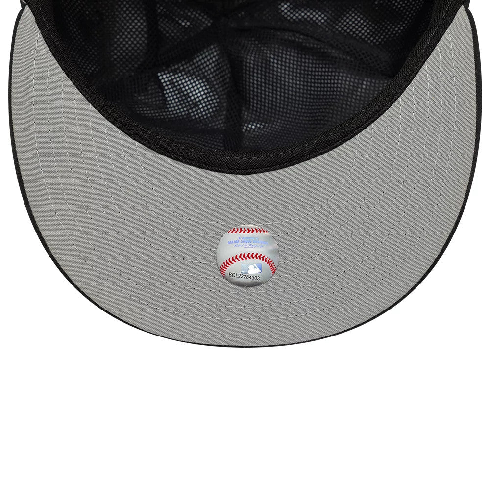This is a Colorado Rockies MLB Gore-Tex Black 59FIFTY Fitted Cap 2