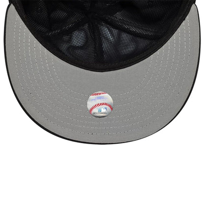 This is a Chicago White Sox MLB Gore-Tex Black 59FIFTY Fitted Cap 2
