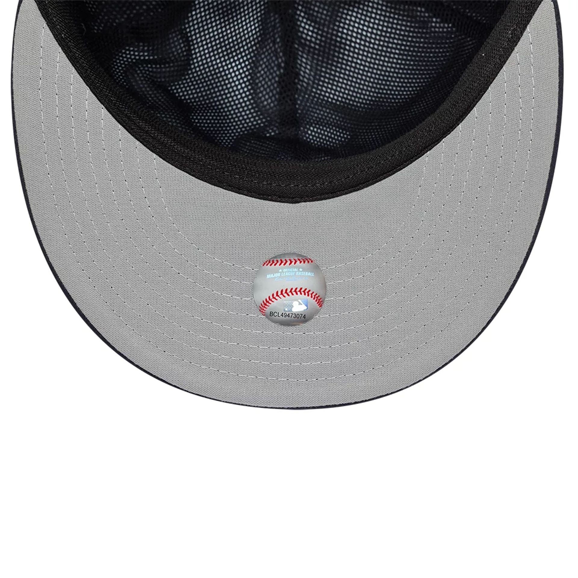 This is a Boston Red Sox MLB Gore-Tex Navy 59FIFTY Fitted Cap 2