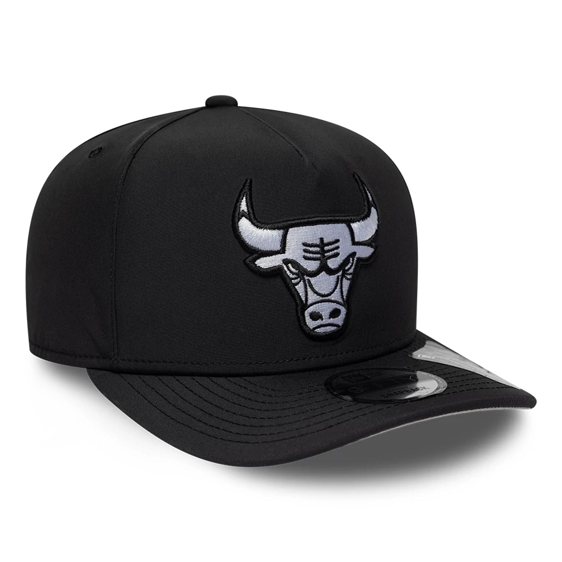 This is a Chicago Bulls NBA Gore-Tex Black 9FIFTY A-Frame Snapback Adjustable Cap 4