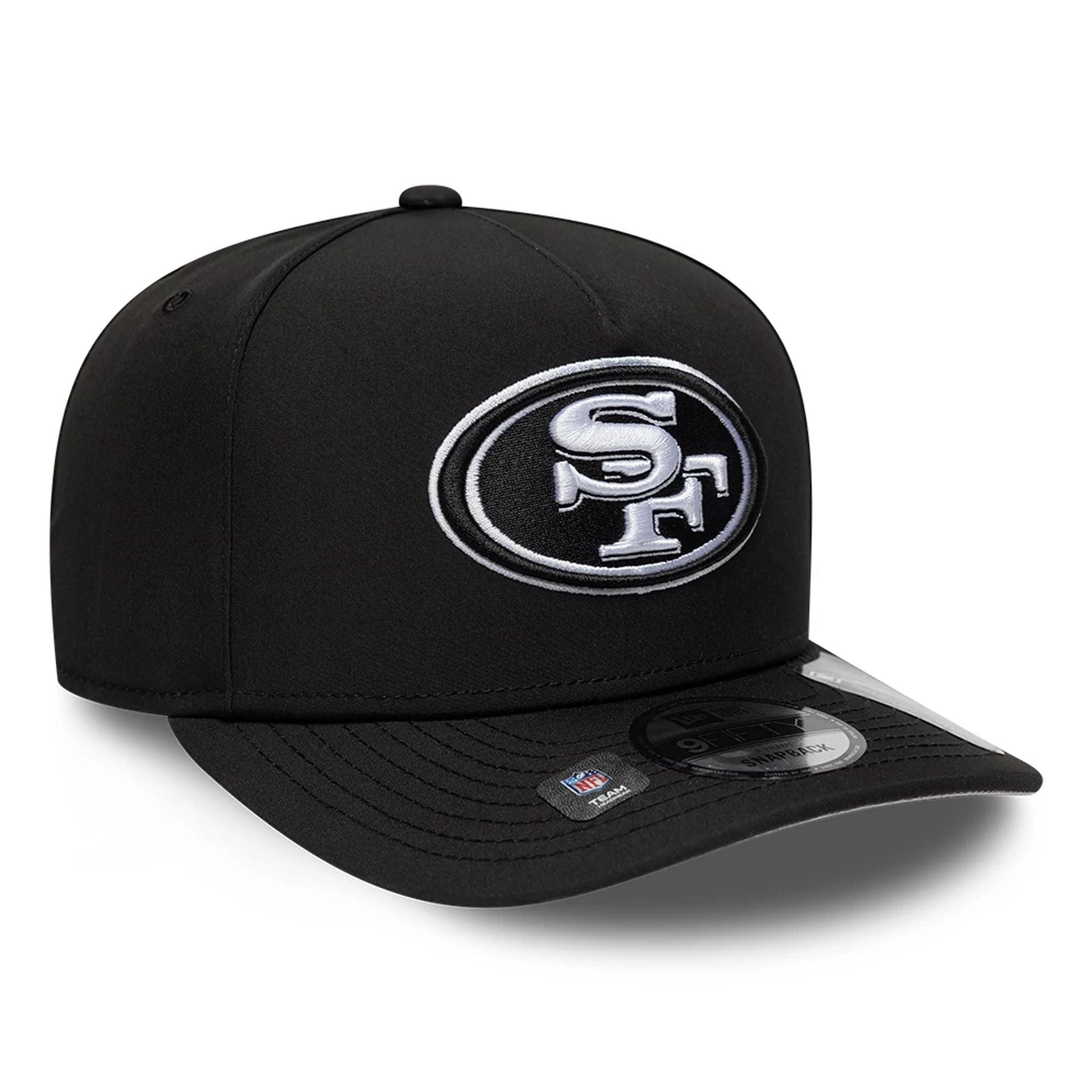 This is a San Francisco 49ers NFL Gore-Tex Black 9FIFTY A-Frame Snapback Adjustable Cap 3