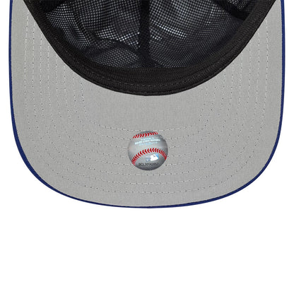 LA Dodgers MLB Gore-Tex White New Era 9SEVENTY Stretch Snap Adjustable Cap, inside view showing the black mesh sweatband and dark grey undervisor with a baseball-shaped sticker at the centre.