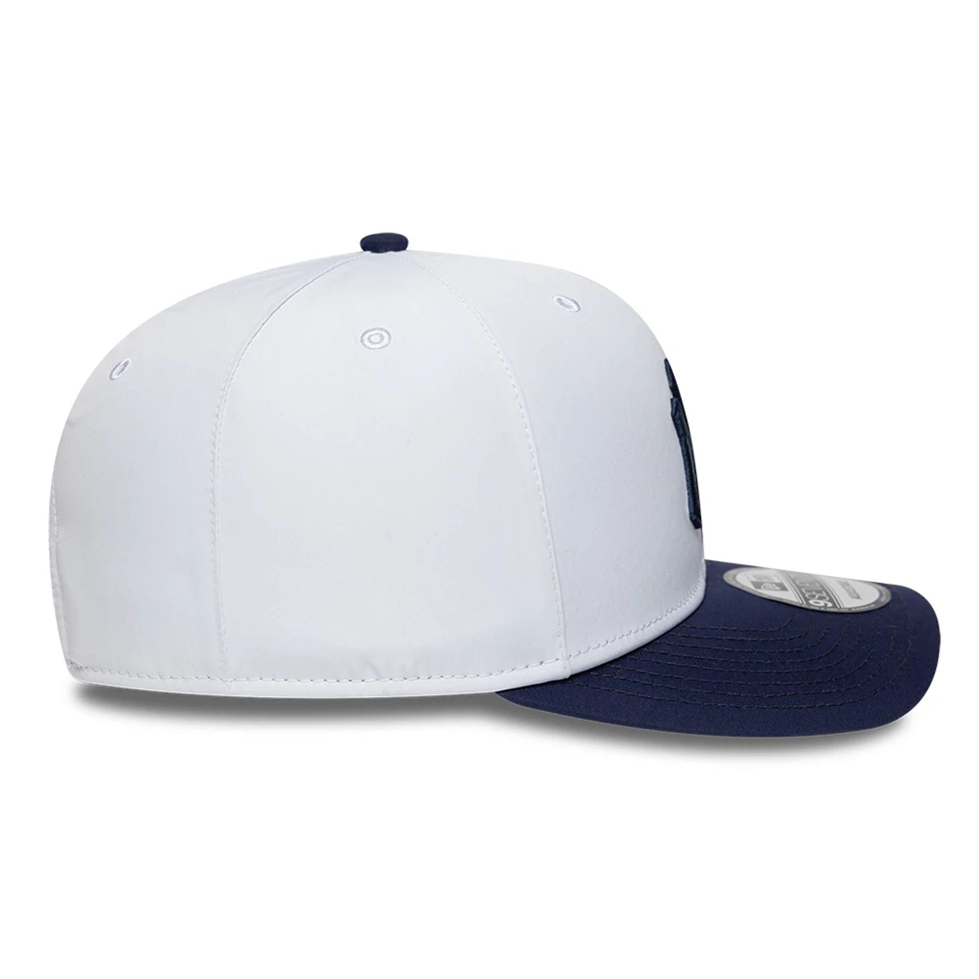 This is a New York Yankees MLB Gore-Tex Navy 9SEVENTY Stretch Snap Adjustable Cap 6