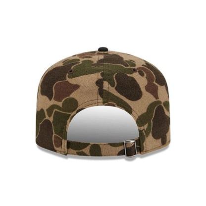 This is a Atlanta Braves Three Looms x MLB Wool Duck Camo 19TWENTY Adjustable Cap 7