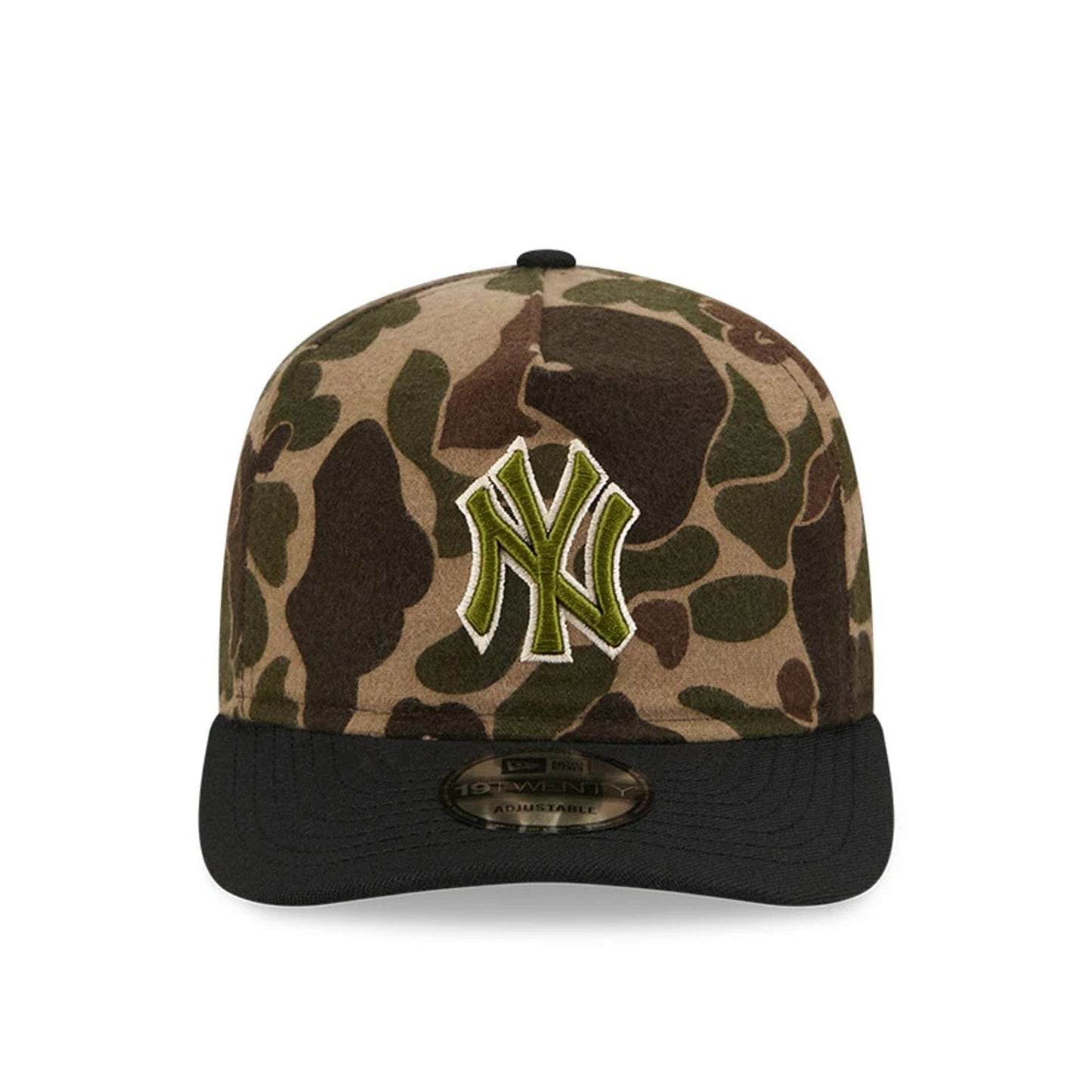 This is a New York Yankees Three Looms x MLB Wool Duck Camo 19TWENTY Adjustable Cap 3
