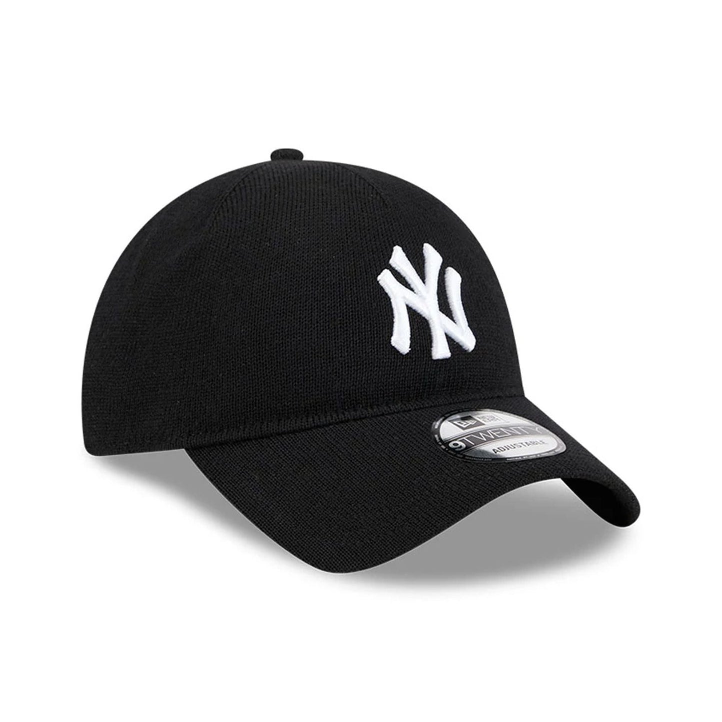 This is a New York Yankees MLB Merino Wool Black 9TWENTY Adjustable Cap 3