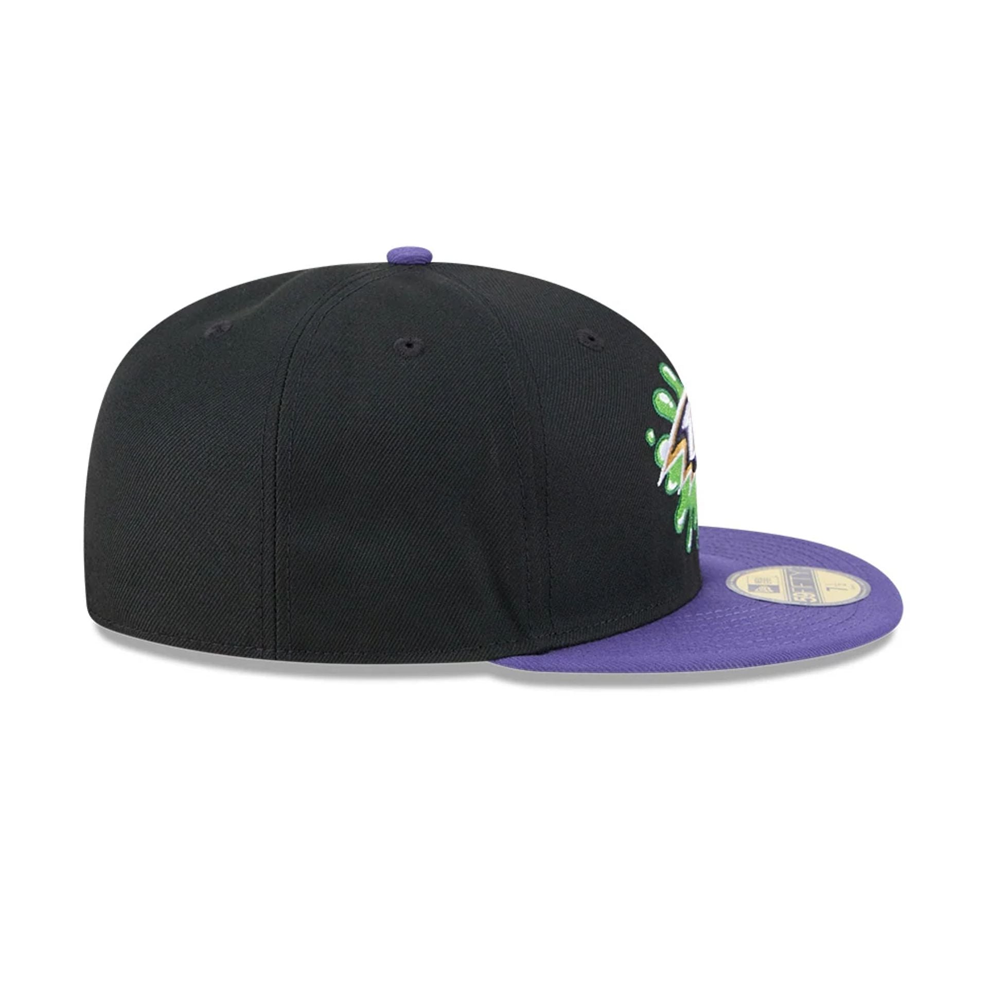 Pictured is this Baltimore Ravens NFL x Nickelodeon black 59FIFTY Fitted cap. 7